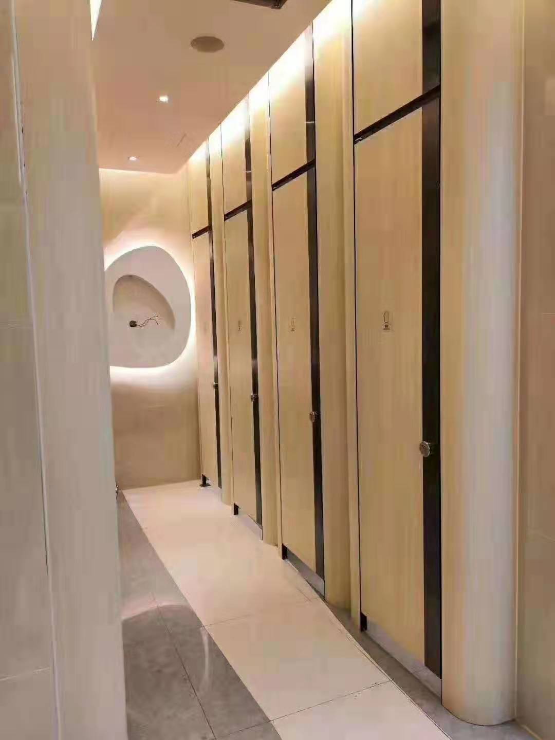 餐廳衛(wèi)生間隔斷 提升顧客體驗的關(guān)鍵細(xì)節(jié)